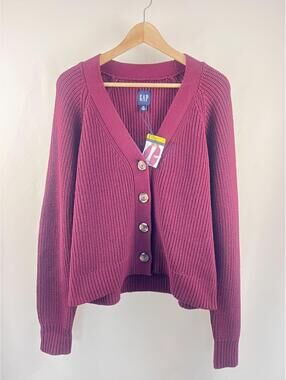 NWT GAP Knit Cardigan Women's Small
